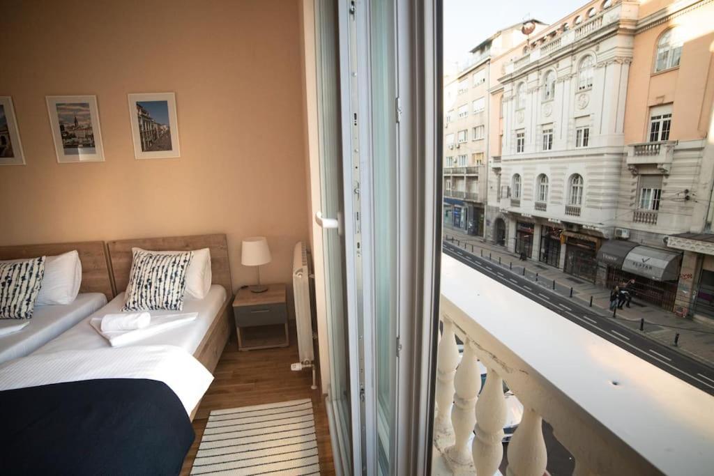 3 Bdr For 6 Center Close To National Museum *