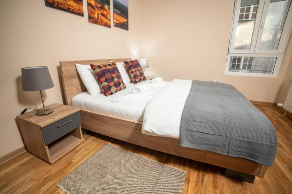 Apartment 3 Bdr For 6 Center Close To National Museum